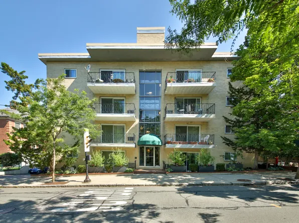 17 Francis St #41, Brookline, MA 02446