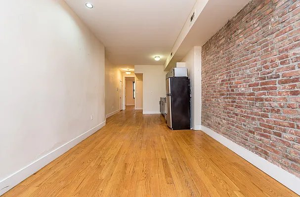 Rented by Nooklyn NYC LLC | media 23
