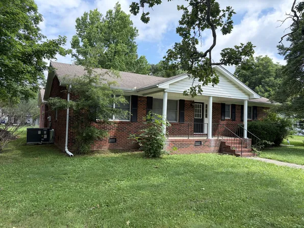 415 E Grundy St, Tullahoma, TN 37388
