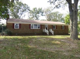 10810 Surry Rd, Chester, VA 23831