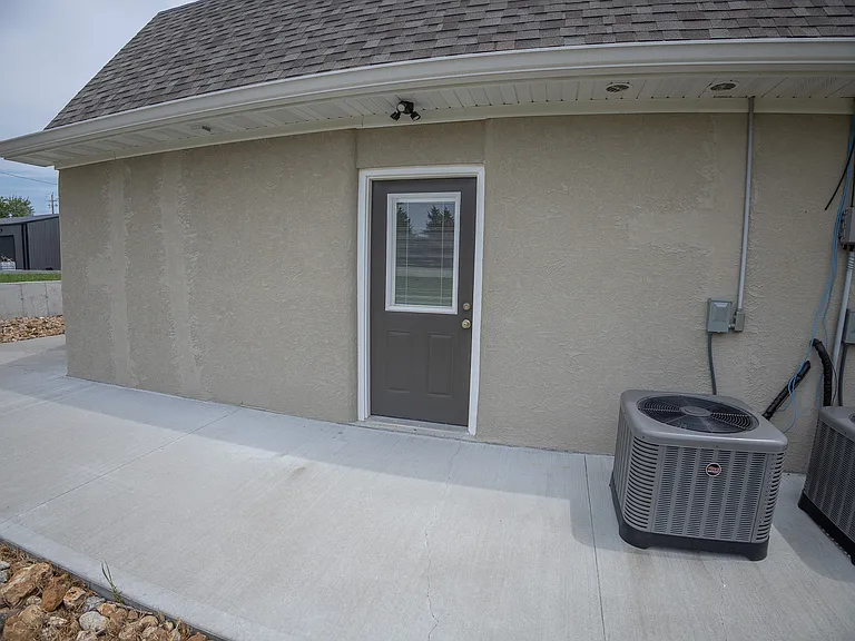 120 Jefferson Rd #A — Photo 9