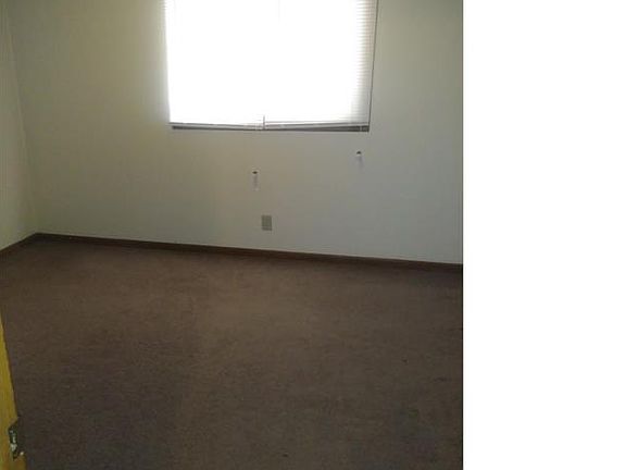 5th image of 3902 15th Ave APT 5