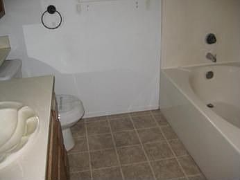 4th image of 13634 Crape Myrtle Dr