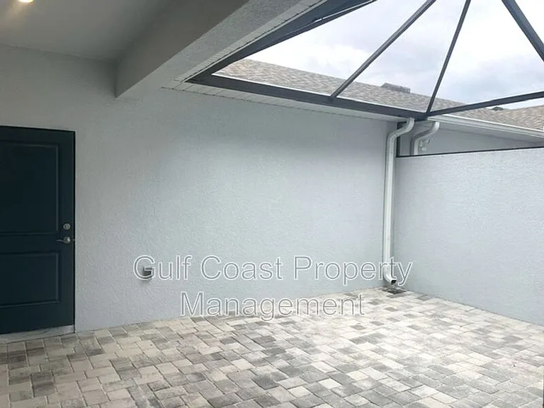 1908 Swivel Ln — Photo 14