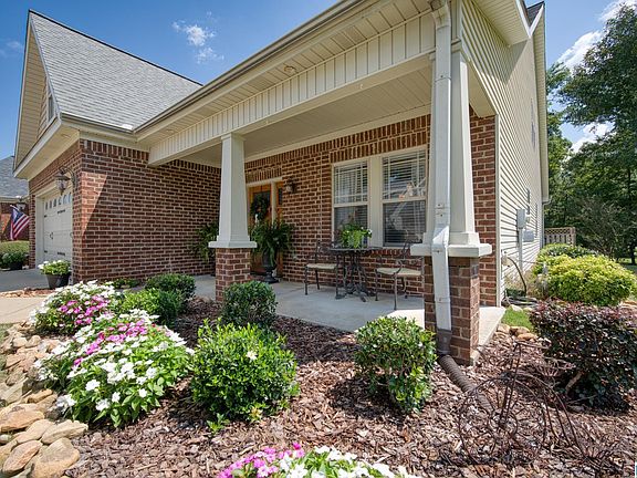 4th image of 3 Cobblestone Dr
