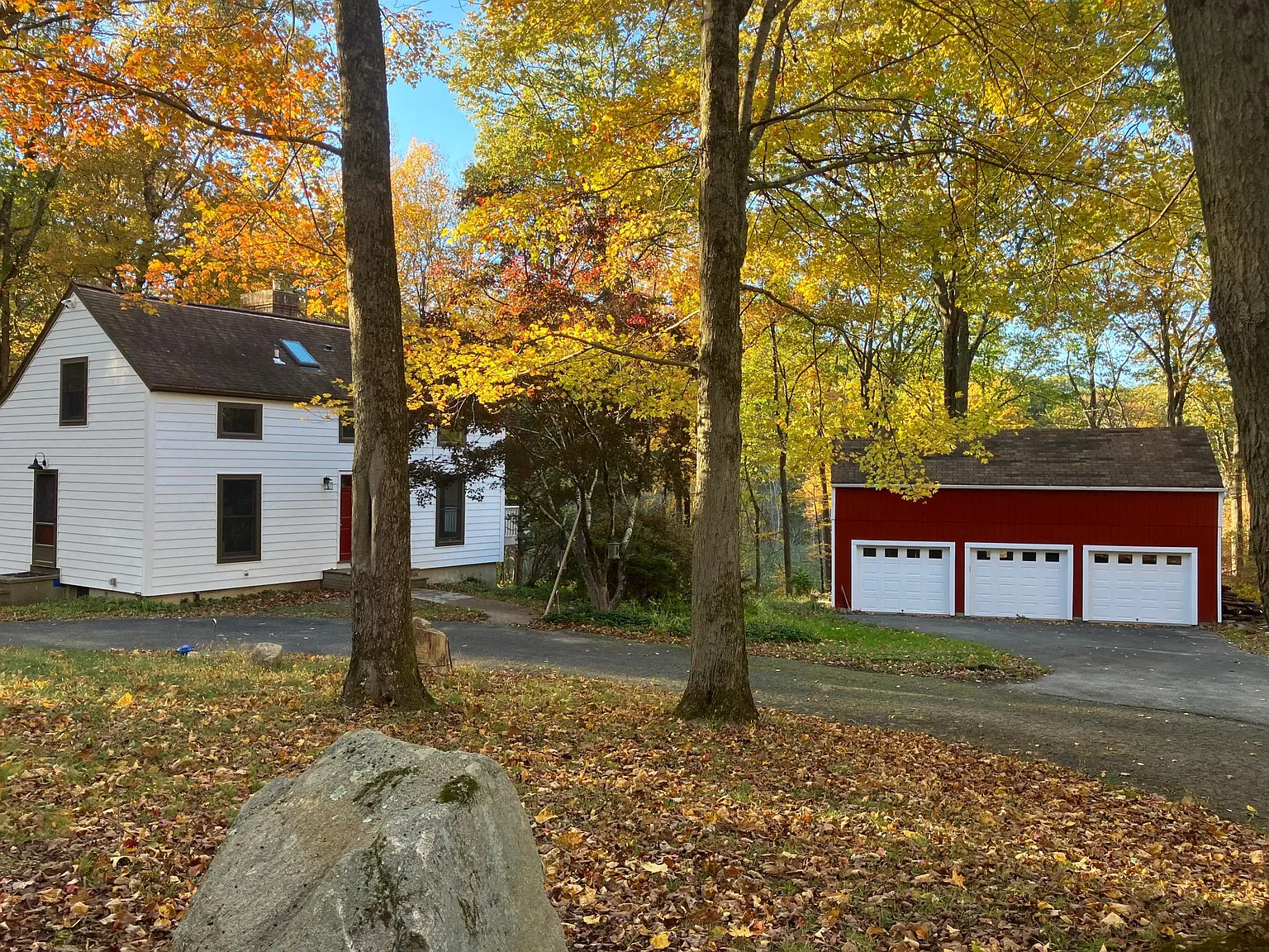 141 Old Redding Rd — Photo 1