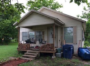 718 W Fannin St, Mexia, TX 76667
