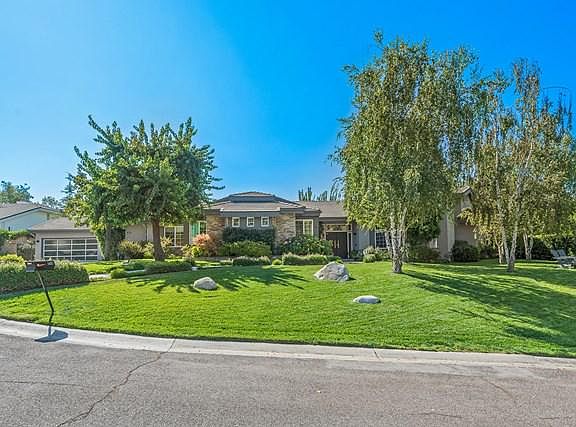 3rd image of 1480 Reynolds Ct