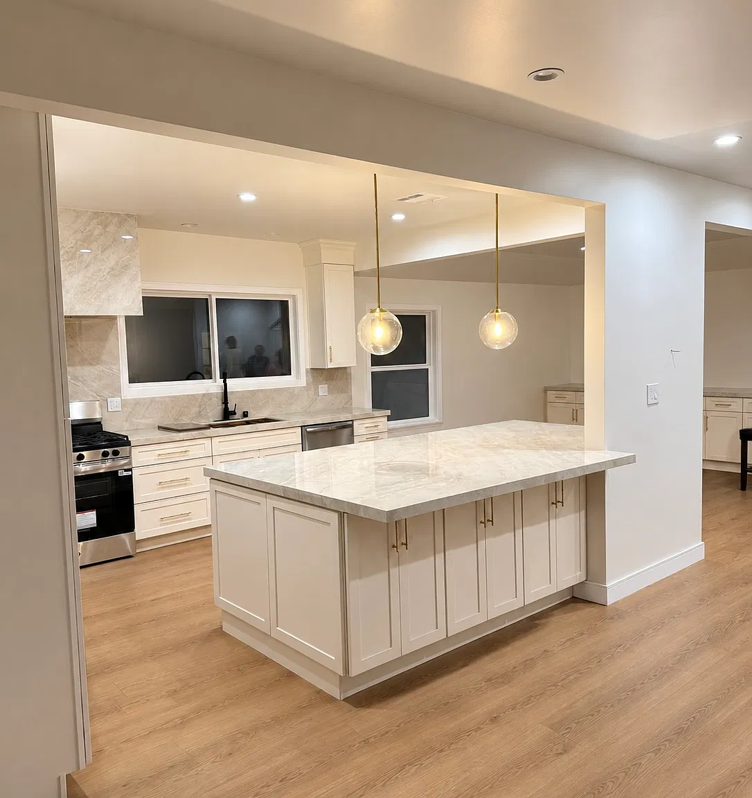 4 bed, 2000 sqft, $7,500 — Photo 3
