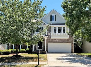 8121 Acacia Ct, Waxhaw, NC 28173
