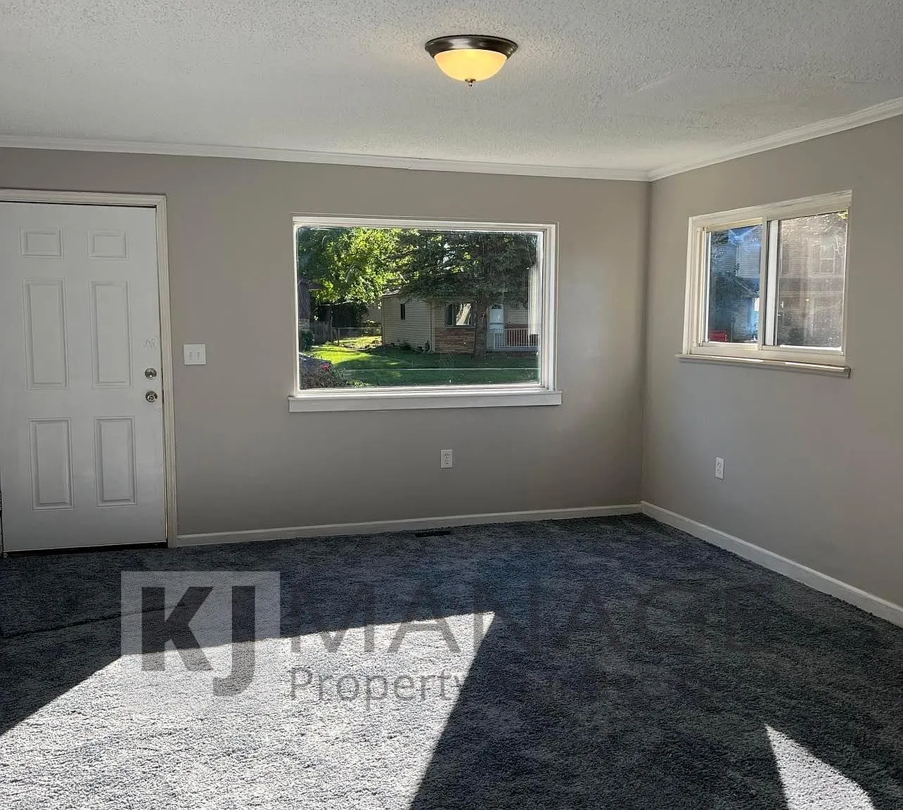 3 bed, $1,500 — Photo 4