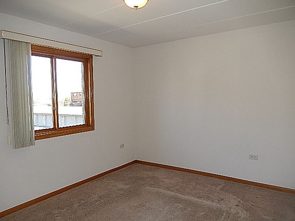 2nd image of 13950 S Lavergne Ave APT 908