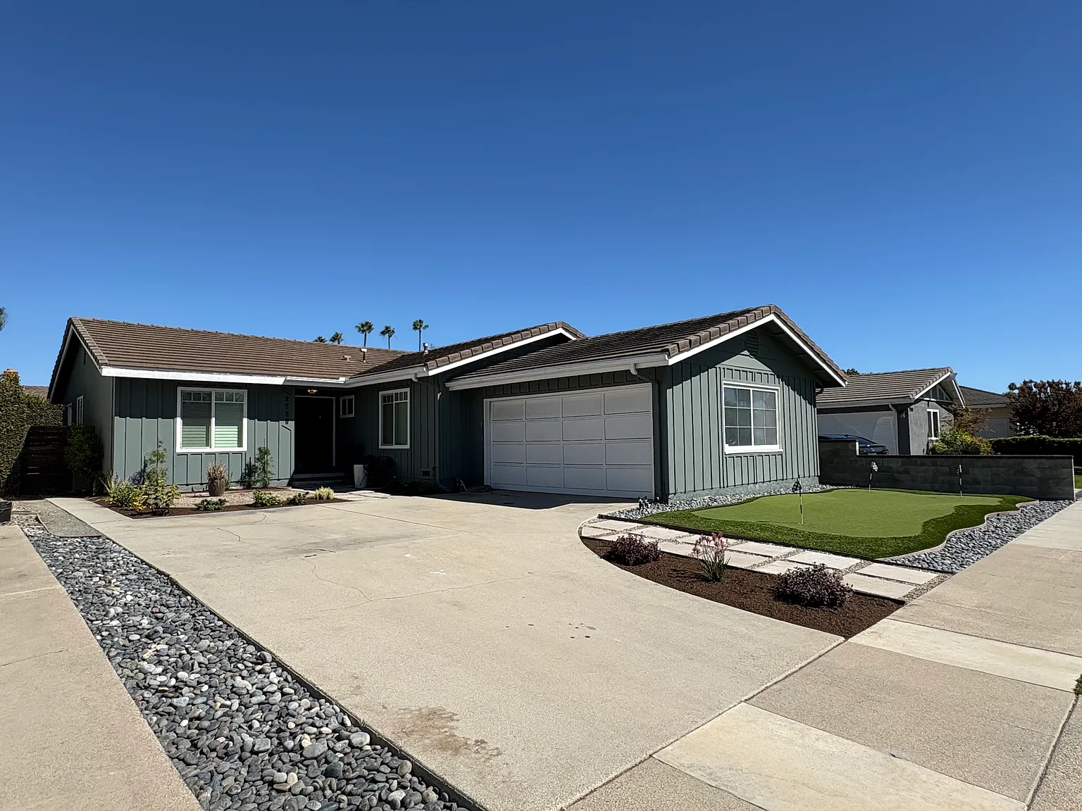 4 bed, 1688 sqft, $5,000 — Photo 1