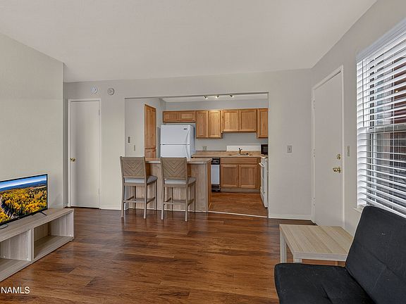 4th image of 1200 S Riordan Ranch St APT 73