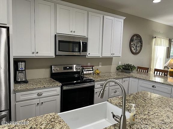 4th image of 117 Sierra Dr