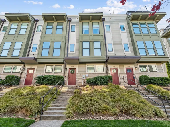 1715 Cannon View Ln, Charlotte, NC 28208