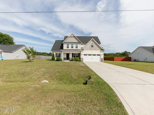 108 Easton Drive, Richlands, NC 28574