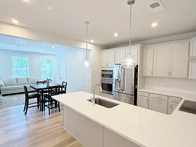 4000 Chapman Grove Dr #A — Photo 7