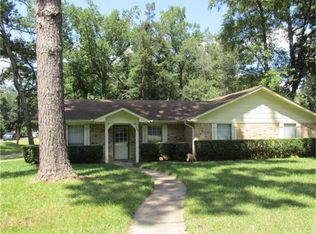 335 Olive St, Huntsville, TX 77340