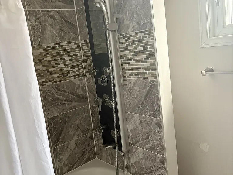 2 Fingal Pl #UPPER — Photo 10