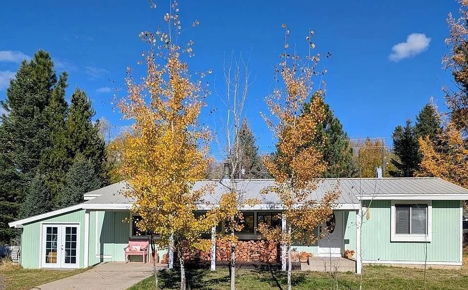 1st image of 707 Bridle Path Way