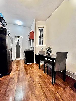 2nd image of 529 E 81st St APT 1c
