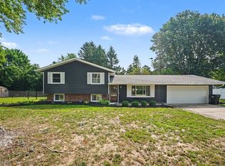2229 Brighton Pl, Madison, OH 44057