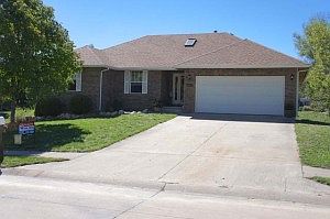 3rd image of 4318 Sussex Dr