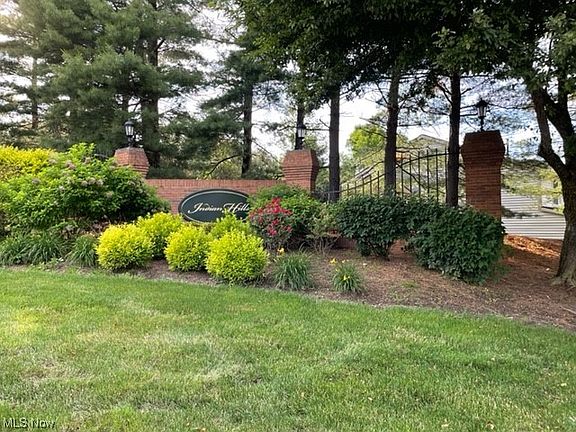 2nd image of 1850 Indian Hills Trl