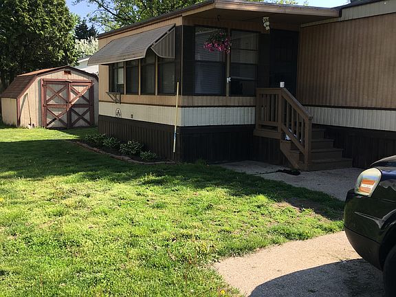 4th image of 281 Fescue Dr SE