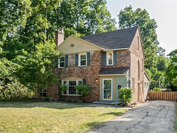 2031 Temblethurst Rd, South Euclid, OH 44121