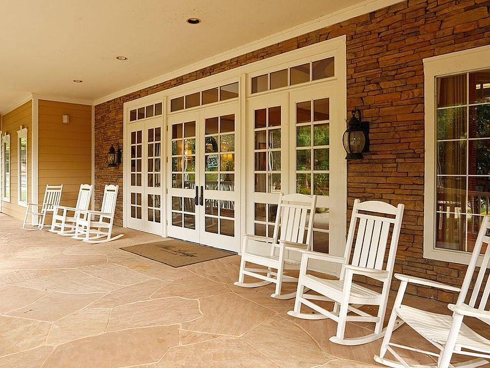 Unlock the door to your dream home at our leasing office