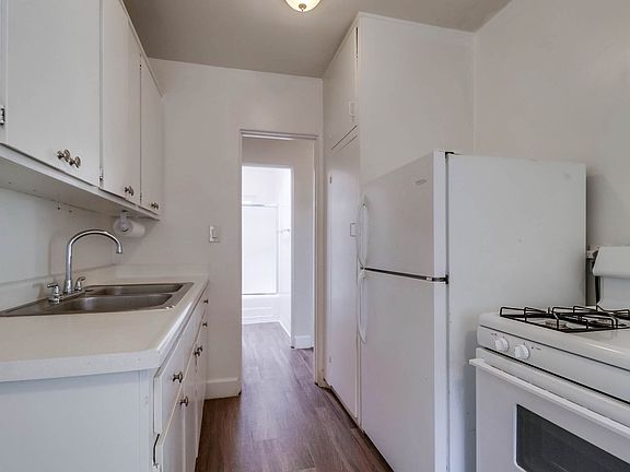 5th image of 1542-1546 Pacific Beach Dr #1542