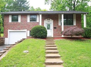 868 Wilshire Dr, Belleville, IL