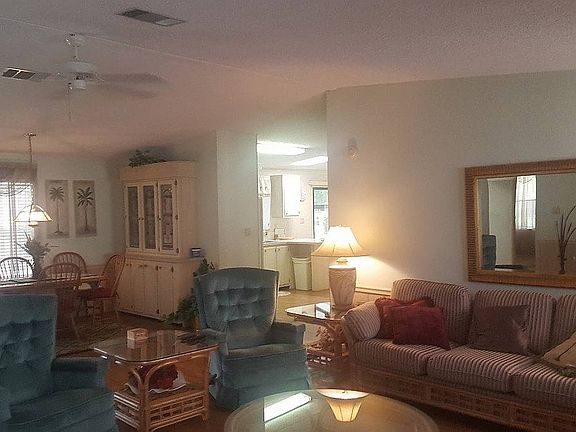 4th image of 2186 La Costa Village Blvd