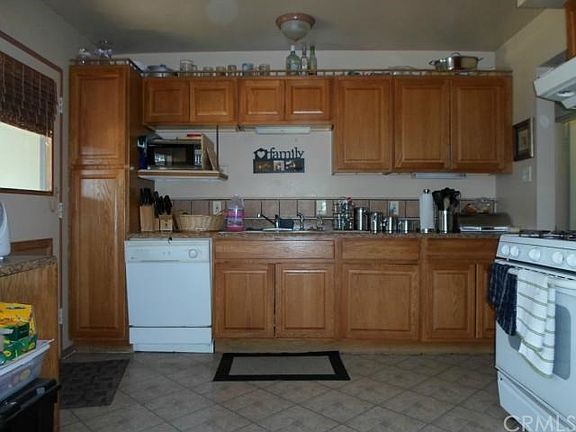 4th image of 6740 Merito Ave