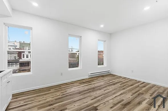 6320 Vine St #3 — Photo 11