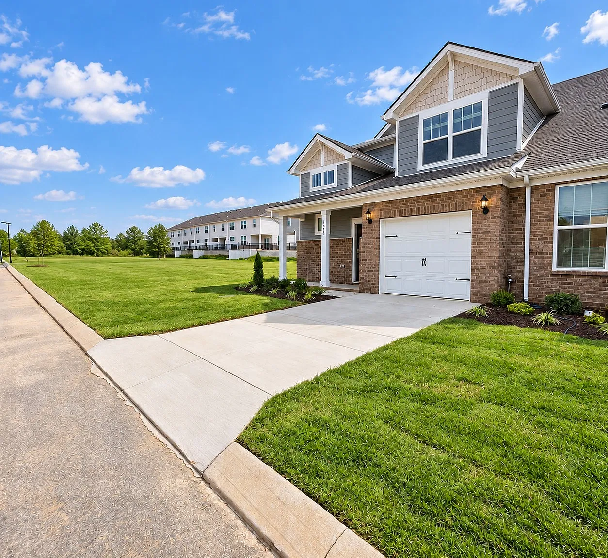 3 bed, 2.5 bath, 1712 sqft, $1,800 — Photo 3