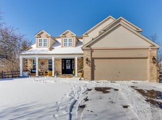 388 Deer Crossing Ct, Hainesville, IL 60030