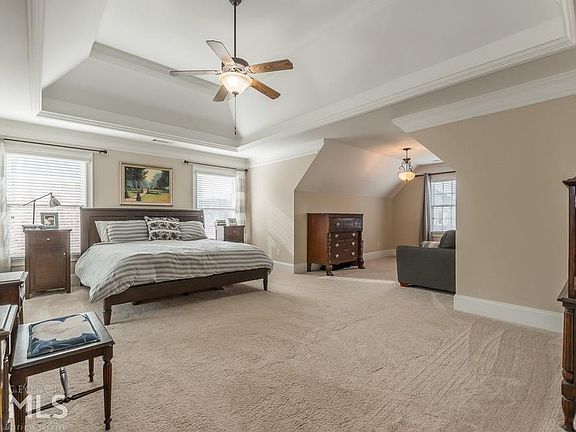 4th image of 2054 Windsor Mill Ct Ph 1