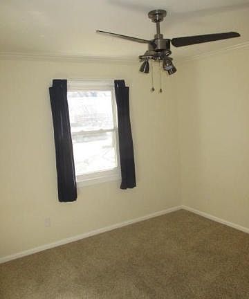 2nd image of 105 Eastview Ct