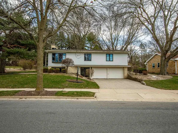 4909 Regent St, Madison, WI 53705