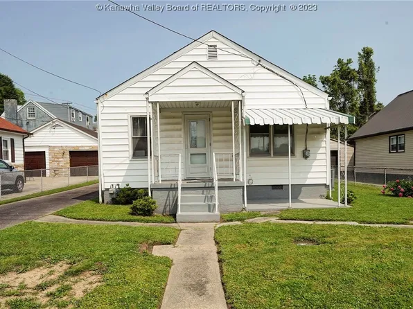 221 2nd St N, Saint Albans, WV 25177