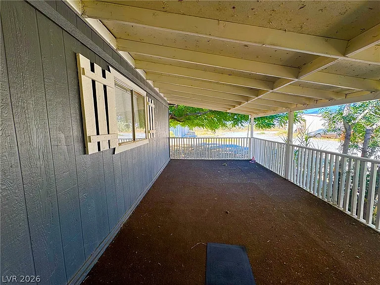 1130 N Leslie St #1 — Photo 2