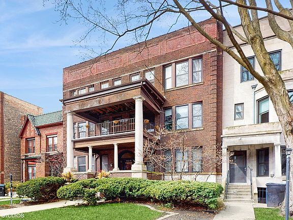 2nd image of 5442 S Cornell Ave APT 1
