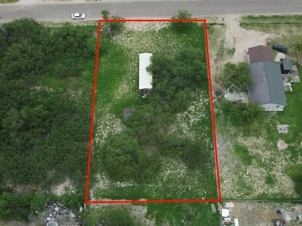 17518 Queen Palm Dr, Penitas, TX 78576