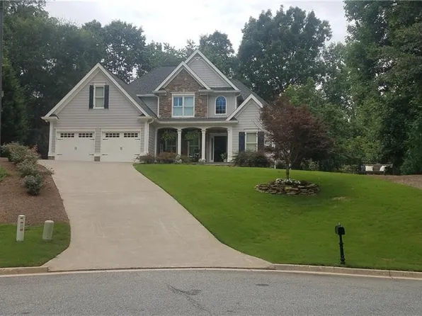 600 Forest Pine Dr, Ball Ground, GA 30107