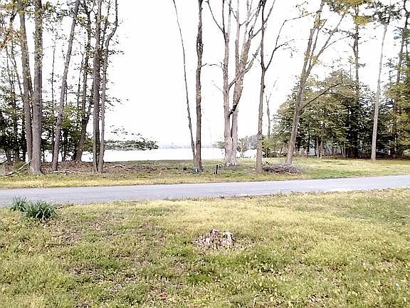 Cleared lot-Waterview