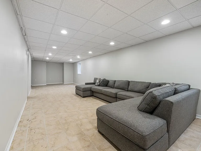 722 Aster Dr — Photo 30