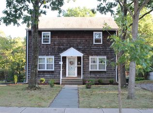 130 W Welling Ave, Pennington, NJ